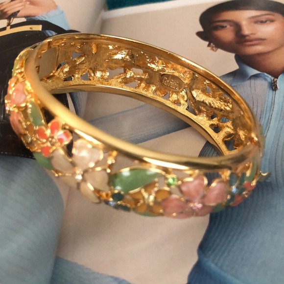 Joan Rivers Goldtone Enamel Flowers Bangle Bracelet Hinge